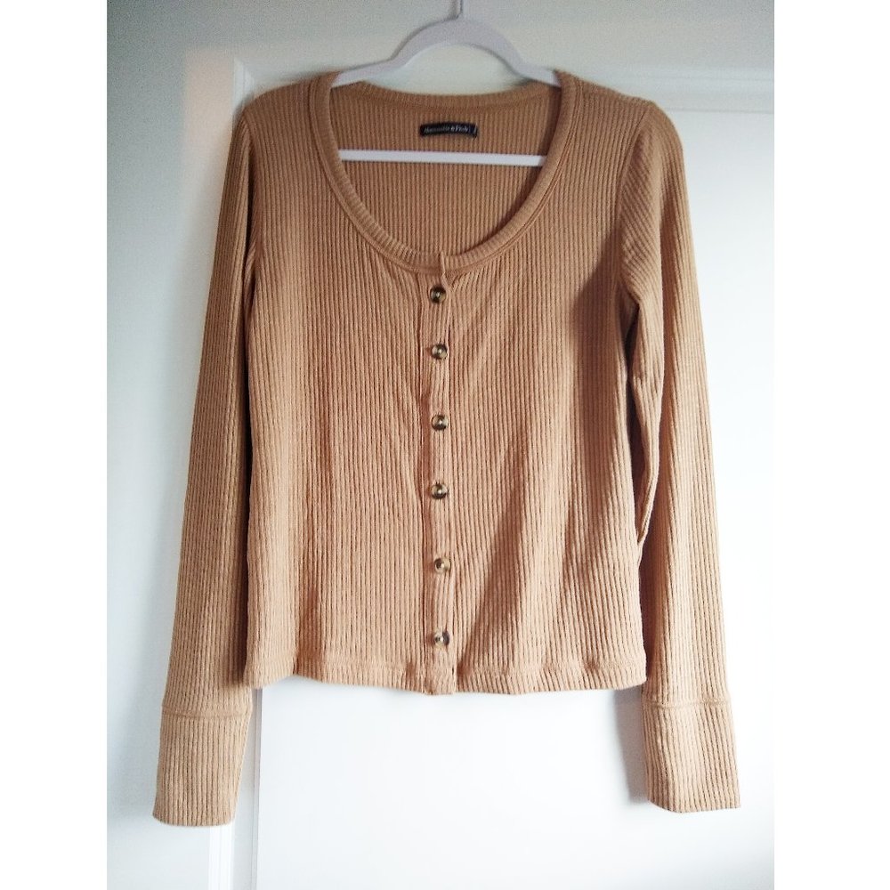 ABERCROMBIE & FITCH - LARGE thermal long sleeve